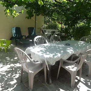  Hébergement de vacances Chez Huguette